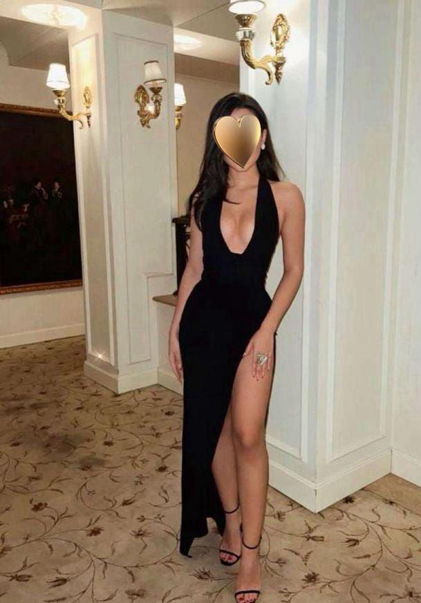 בחורות יפיפיות – ברעננה