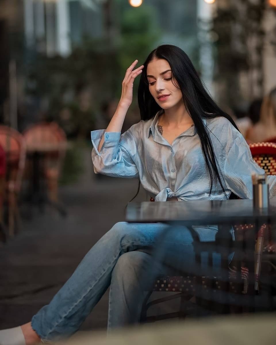ליזה – בתל אביב -מטפלת לוהטת בת 25 כוסית