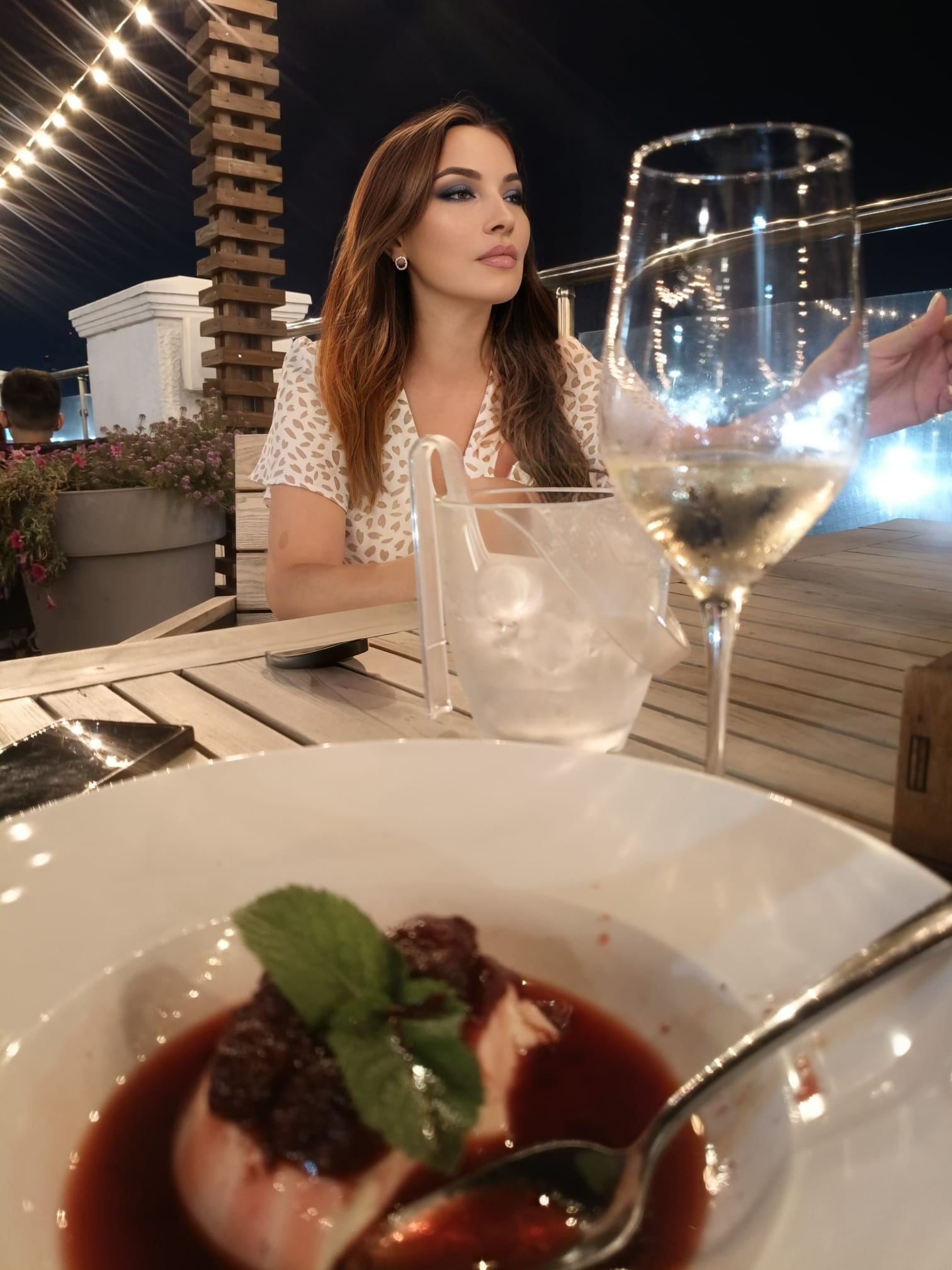 לילי – בת 29 מעסה מקצוענית ומפנקת -בתל אביב