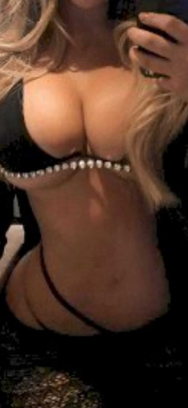 פתח תקווה – מעסה יפיפיה